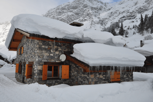 Location chalet les Petits Montagnards, vacances d hiver au ski, depart ski au pied